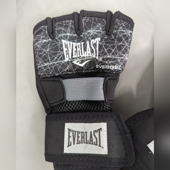 Everlast Evergel Hand Wraps L Black With Lightening Print P00001249 Unisex - Picture 1 of 8
